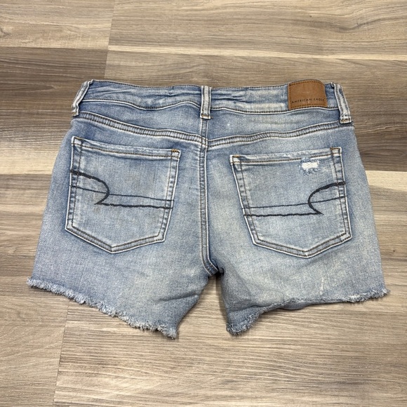 American Eagle Outfitters midi Light Blue Distressed Jean Shorts size 4 - Picture 7 of 8